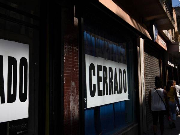 Hasta junio de 2025, unas 58 empresas notificaron cierre de operaciones. En junio de 2024 ingresaron 27 solicitudes de cierre al SAR.