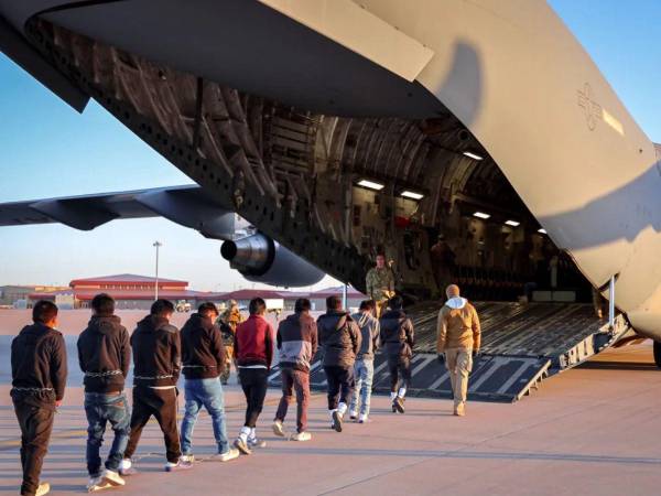 El país africano no reveló la nacionalidad de los migrantes deportados de Estados Unidos.