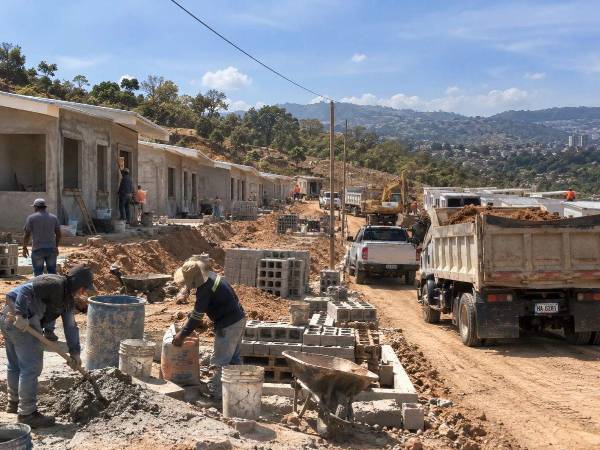 La nueva política habitacional contempla recursos para ampliar el crédito y subsidiar viviendas para familias de menores ingresos en Honduras.