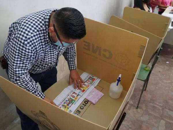El Congreso Nacional analiza un presupuesto de L57.4 millones para que la UFTF concluya las auditorías sobre el financiamiento de las elecciones de 2025.
