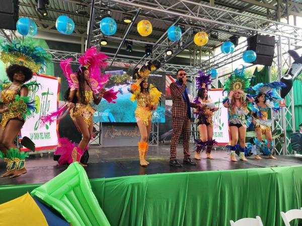 El restaurante Flamencos se vistió de fiesta para el lanzamiento de la Semana Santa 2026, una propuesta de actividades que fusiona el descanso del verano con la energía del aclamado carnaval ceibeño.