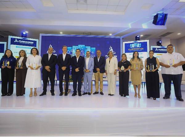 Fundahrse reunió a distintos sectores para impulsar modelos empresariales sostenibles y transparentes.