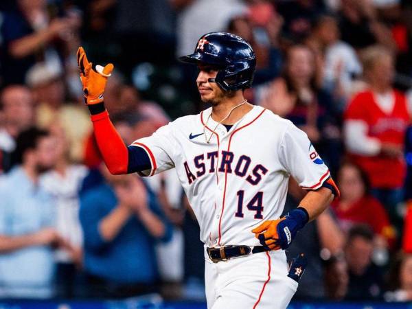 Mauricio Dubón pone en alto el nombre de Honduras al formar parte de los Astros de Houston.