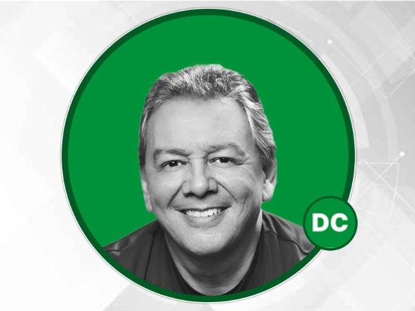 Mario Chano Rivera es un político y empresario hondureño. Fue parte del Partido Nacional y ahora aspira a la presidencia de Honduras por la Democracia Cristiana. Es uno de los cinco candidatos.