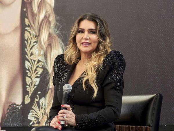 La cantante Alicia Villarreal.