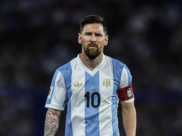 Leo Messi recibe ataques después del último triunfo de Argentina contra Perú.