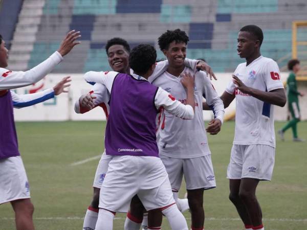Olimpia terminó goleando 5-2 a los verdolagas para avanzar a la final de las reservas.