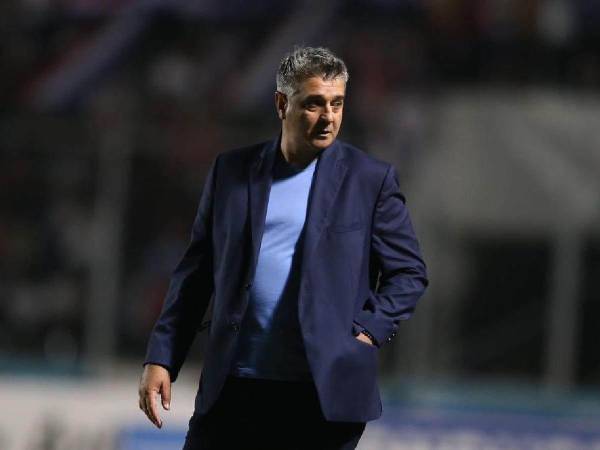 La Comisión de Disciplina de la Liga Nacional había suspendido al entrenador Diego Vázquez.