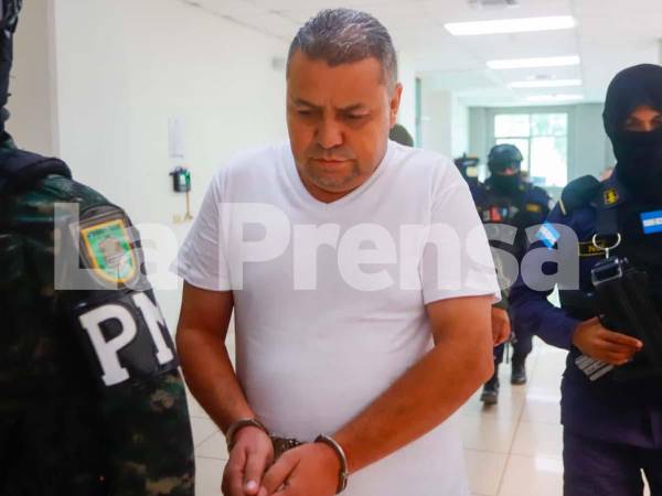 Lenin Marel Jaco García continuará recluido en el centro penitenciario de El Progreso, Yoro, luego de que un juez le dictara auto de formal procesamiento y prisión preventiva.