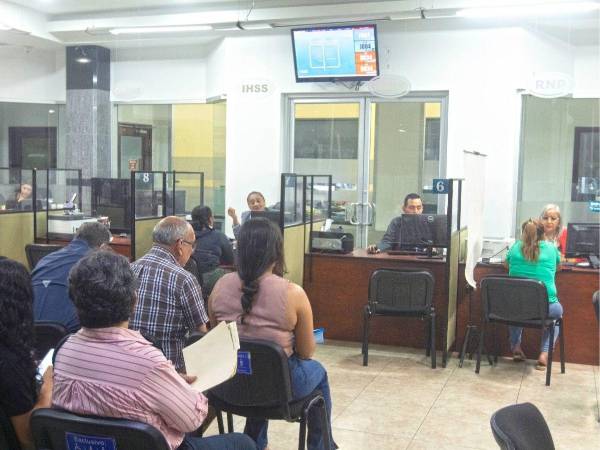 El Portal Empresarial de la Cámara de Comercio e Industrias de Cortés (CCIC) cuenta con ventanillas de diversas instituciones, cuyo objetivo es facilitar los trámites a sus empresas afiliadas, la mayoría de ellas micro, pequeñas y medianas empresas (mipymes).