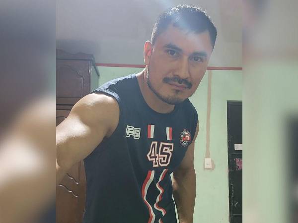 La víctima fue identificada como Jonathan Hernández, de 33 años.
