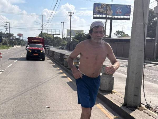 Don Guillermo Pacheco participó con alegría y pasión en los 21 km de la 50 Maratón LA PRENSA-Gatorade