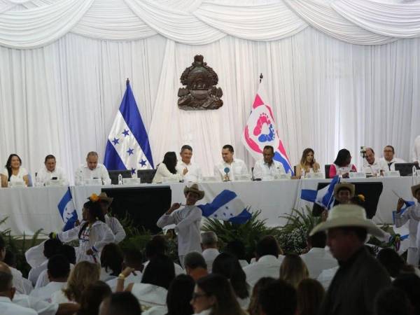 La primera jornada de Congreso Móvil se desarrolló el 14 de octubre en Danlí, El Paraíso.