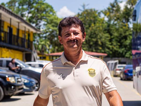 El entrenador dirigirá su tercer partido al frente de la máquina este fin de semana contra el Olancho.