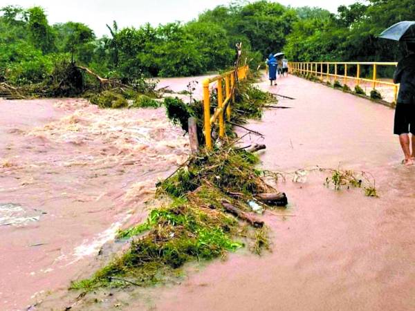 Más de 20,000 personas afectadas es el saldo de los recientes torrenciales.