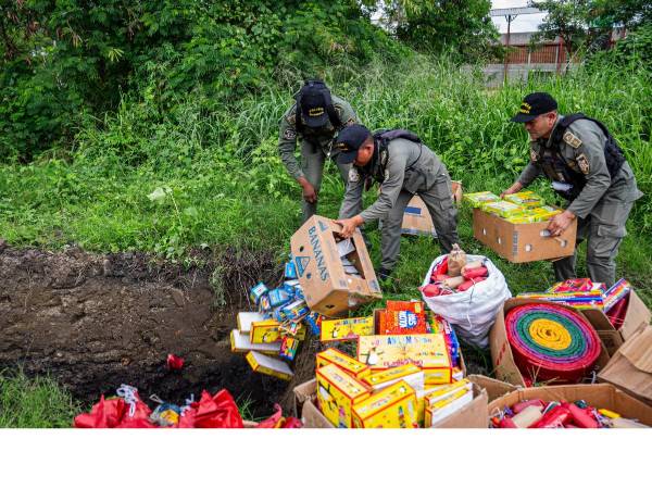 Las autoridades municipales de San Pedro Sula destruyeron la pólvora que fue decomisada en las pasadas fiestas de Navidad y Fin de Año.