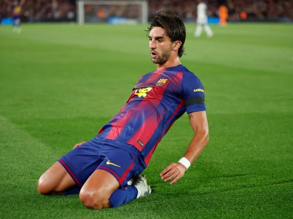 El delantero español ya estaría negociando su llegada al PSG al no presentarse con Barcelona.