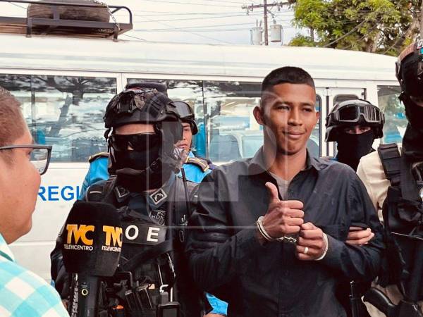 La captura de un hombre conocido con el alias de “El Gato Negro” mostró uno de los avances más relevantes en la investigación de la masacre ocurrida en la comunidad de Rigores, Trujillo, departamento de Colón, donde 20 personas perdieron la vida.