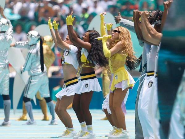 La Copa Mundial de 2026 comenzó oficialmente este jueves con una espectacular ceremonia inaugural en el icónico Estadio Azteca de Ciudad de México, escenario que volvió a hacer historia al convertirse en el primero en albergar tres inauguraciones mundialistas.