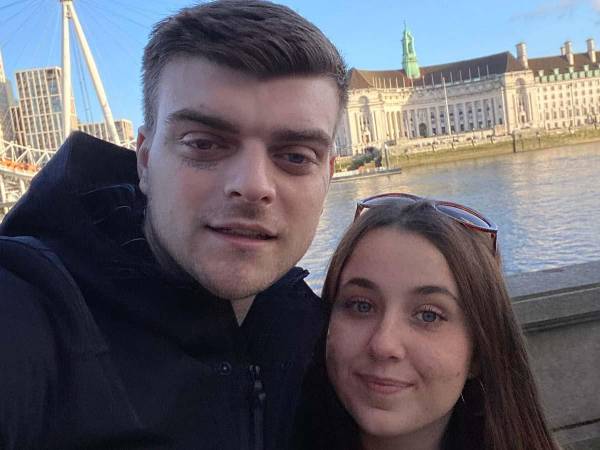 Ashley Wadsworth, una joven canadiense de 19 años, fue asesinada el 1 de febrero de 2022 en el apartamento de una habitación que compartía con Jack Sepple, de 23 años, en Tennyson Road, Chelmsford, Reino Unido, después de viajar desde Canadá para comenzar una vida junto al hombre que conocía desde su adolescencia.
