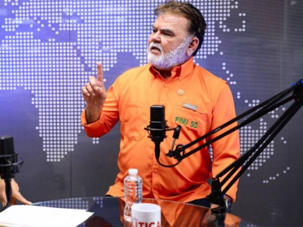 Rolando Contreras, el virtual diputado por el PINU, explica que no defraudará a quienes confiaron en él.