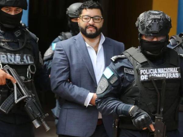 <b>El exjuez Marco Antonio Vallecillo durante el proceso judicial.</b>