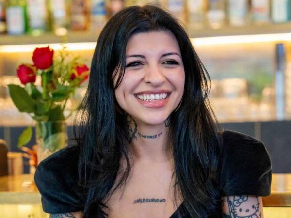 Tal parece que la fortuna sigue del lado de Julieta Cazuchelli, más conocida como Cazzu, pues la cantante, quien recientemente cumplió 32 años de edad, podría estar empezando esta nueva vuelta al sol, no solo llena de éxito sino también de amor.