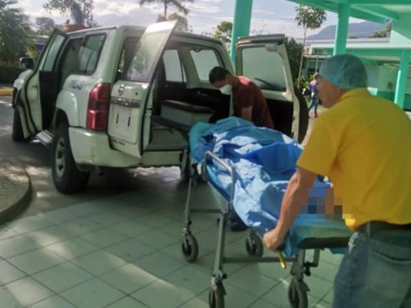 Ambos pacientes fueron referidos al Hospital Escuela, en la capital, con el apoyo de las Fuerzas Armadas.