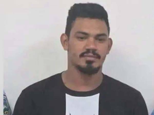 Manuel Antonio Gómez Pineda fue enviado a prisión preventiva tras ser procesado por la muerte de una madre y su hijo en un ataque ocurrido en El Progreso, Yoro.