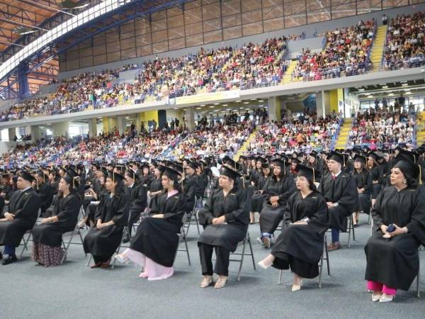 La plataforma reúne en un solo portal los trámites de práctica profesional, examen del Himno Nacional y solicitud de graduación para los estudiantes que egresan de la Unah.