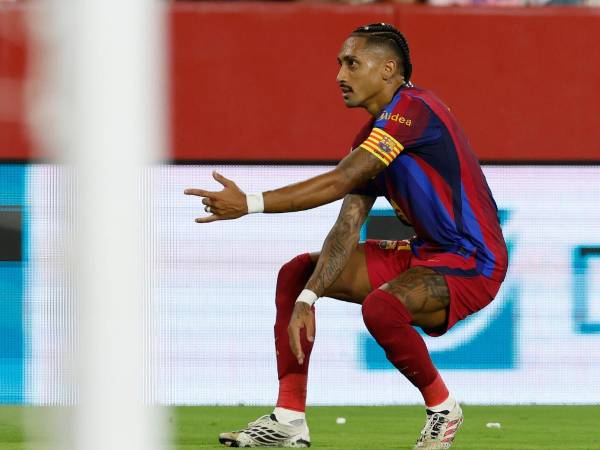 El delantero brasileño Raphinha anotó tres goles y sigue imparable en LaLiga.