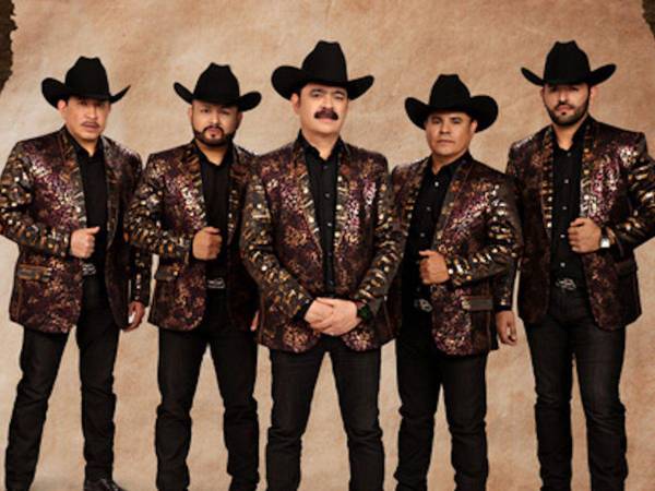 La agrupación musical Los Tucanes de Tijuana.