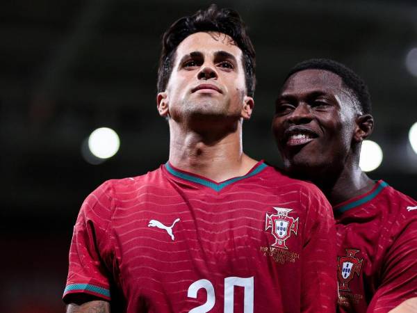 Cancelo volvió a marcar para Portugal y sigue en gran momento con la Selección.