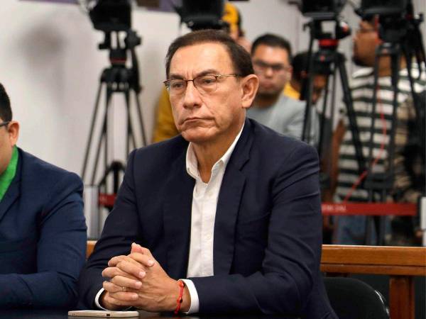 El expresidente Martín Vizcarra en una audiencia en Lima (Perú).