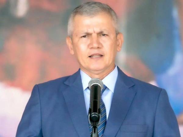 Roosevelt Hernández enfrenta un proceso judicial mientras su defensa busca revertir las decisiones adoptadas por los tribunales.