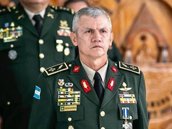 El general de las Fuerzas Armadas de Honduras, Roosevelt Hernández