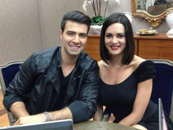 Los actores Jencarlos Canela y Mónica Spear.