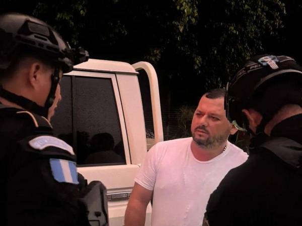 Momentos de la captura del extraditable Erlis Antonio León Castellanos.