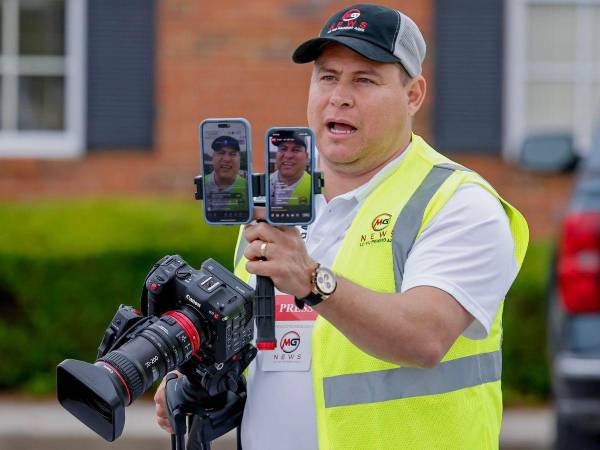 El periodista salvadoreño Mario Guevara estuvo recluido en cinco prisiones distintas desde su arresto en junio pasado.