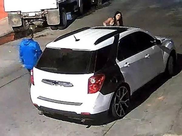 Una mujer, identificada como Karla, fue asesinada por su expareja durante una discusión en Guadalajara.