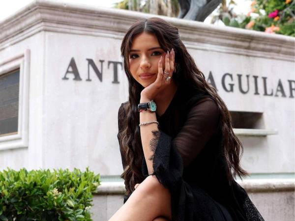 Ángela Aguilar se mantiene alejada del escándalo por la batalla de declaraciones entre Cazzu y Christian Nodal, sin embargo, reapareció a través de redes sociales con un mensaje que generó preocupación entre sus seguidores.