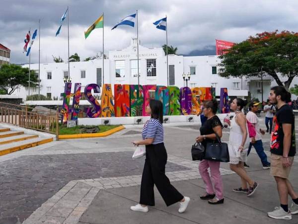 Para facilitar el proceso de obtención de recibos y pago de impuestos, puedes realizar tus pagos en línea a través de la plataforma “Gobierno Digital” o la app “SoySPS+”.