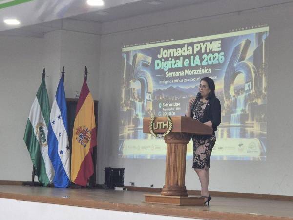 Karla Estévez, gobernadora de Cortés, en el evento en San Pedro Sula, Cortés.