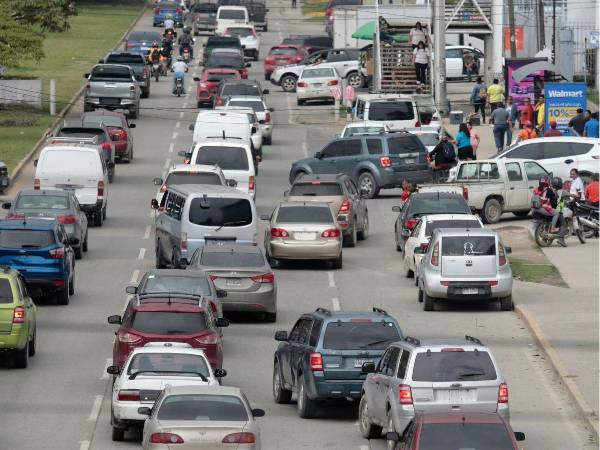 El Instituto de la Propiedad (IP) tiene una mora de 744,864 placas de carros y motos en Honduras.