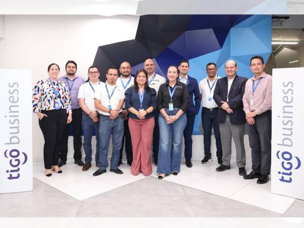 Tigo Business cuenta con un personal altamente calificado para dar brindar asesoría a su empresa y ofrecerle servicios adaptados a sus necesidades.