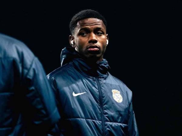 Julián Martínez vive un momento complicado en el FC Alverca de Portugal