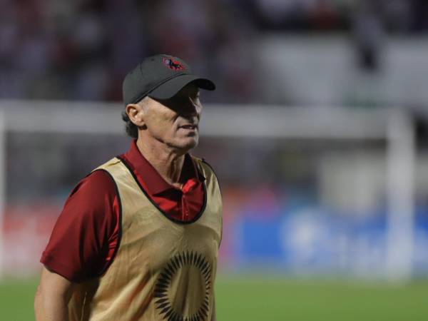 Sorpresa: El conocido técnico que suena para llegar al Olimpia por Pedro Troglio