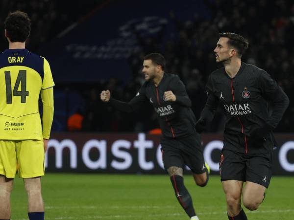 Fabian Ruiz celebrando su gol marcado en el PSG vs Tottenham.