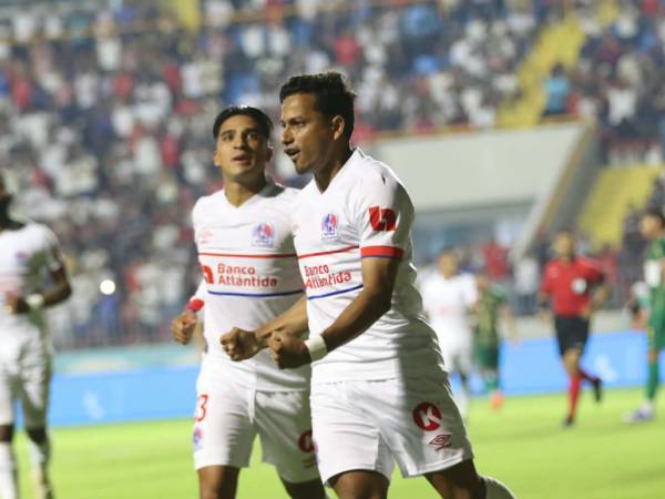 Edwin Rodríguez y Michaell Chirinos marcaron los goles en la victoria parcial del Olimpia ante Marathón.