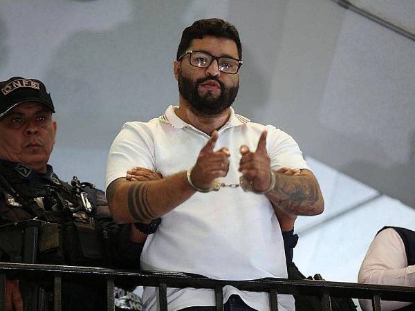 Exjuez Marco Vallecillo está señalado en un caso de extorsión.